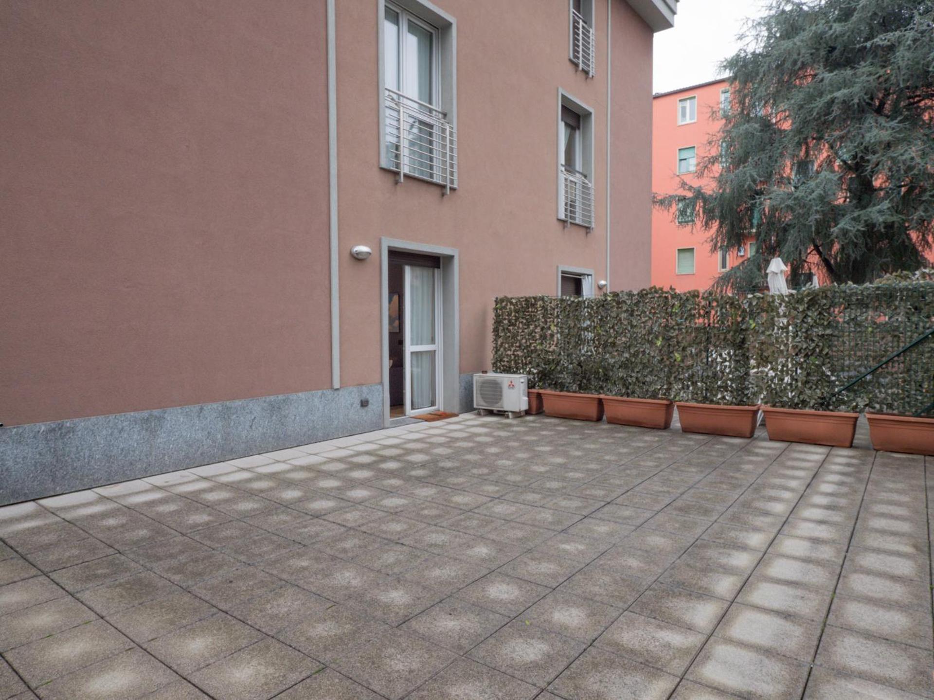 Rentopolis Apartments - Palazzo Candiani Milano Dış mekan fotoğraf