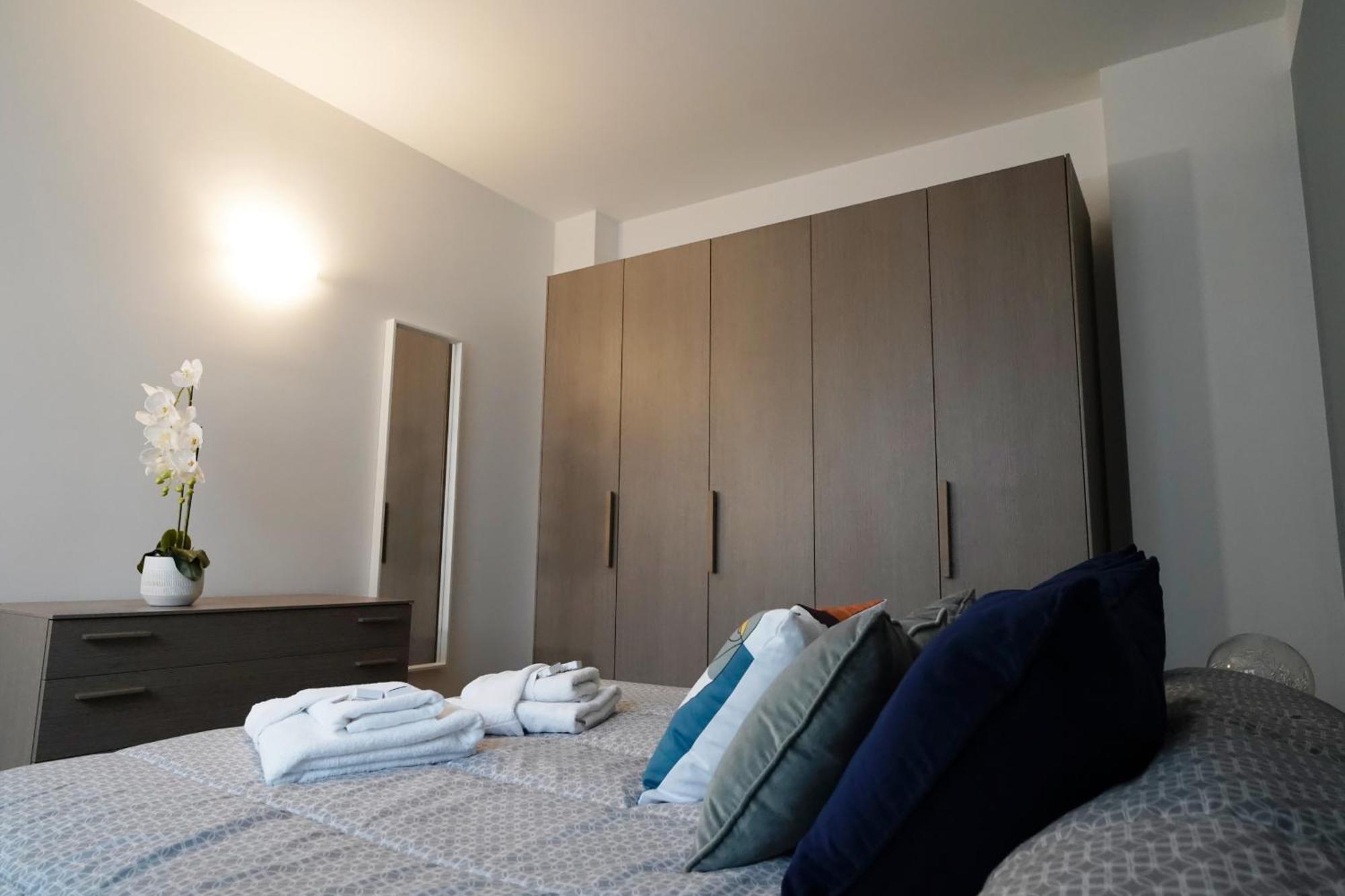 Rentopolis Apartments - Palazzo Candiani Milano Dış mekan fotoğraf